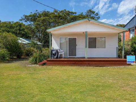 Coastal Cottage - Holiday Sunshine Coast 4