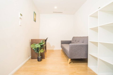 Stylish And Minimalism Apartment In North Ryde - Sunshine Coast Tourism 7