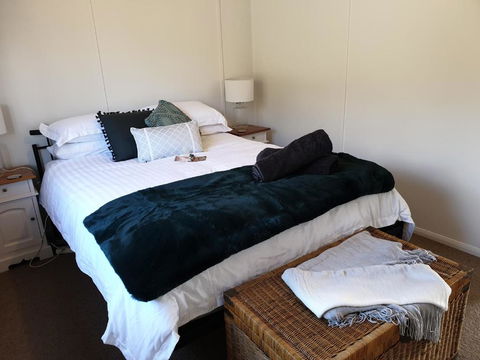 R & R On The Ravine - Sunshine Coast Tourism 1