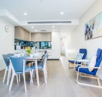 Lovely  Luxurious Townhouse In Zetland - Sunshine Coast Tourism