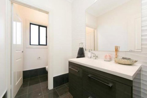 Gizmos Retreat - Sunshine Coast Tourism 6