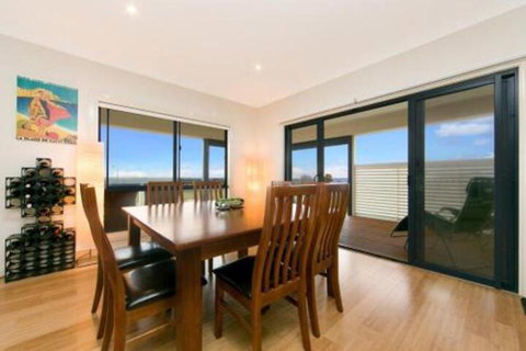 Gizmos Retreat - Sunshine Coast Tourism 5