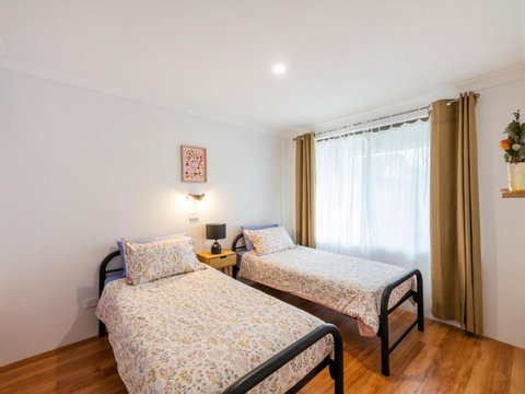 Iluka Villa 7 - Holiday Sunshine Coast 1