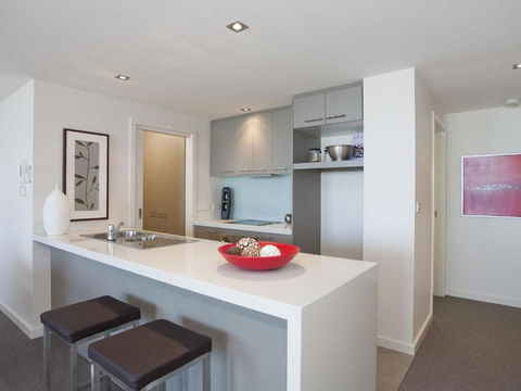 POINT GREY APARTMENT 14 The Point - Sunshine Coast Tourism 3