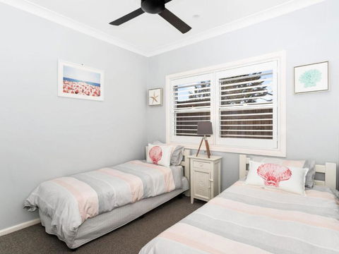 Mitchell Parade 78 - Sunshine Coast Tourism 3