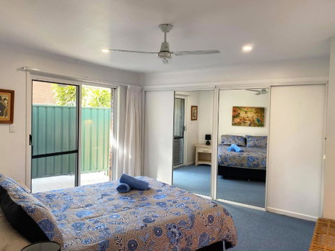 Woorim Secluded Palms Villa - Sunshine Coast Tourism 1