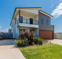 SURFSIDE LAKEVIEWS FREE WIFI - Sunshine Coast Tourism