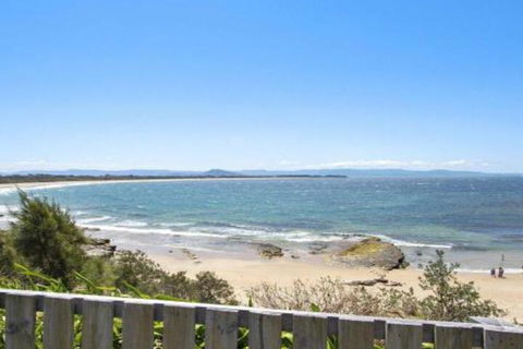Amazing Aspects Perched Above Tilbury Cove - Holiday Sunshine Coast 2
