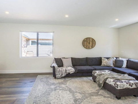 Amaroo Modern Luxurious & Chic - Holiday Sunshine Coast 4