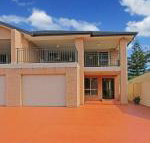 CShells on Quay perfect location  great views