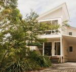 Sea Whispers a real native outlook - Holiday Sunshine Coast