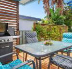 Sea Shack renovated 1950s beach house - Holiday Sunshine Coast