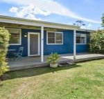 Seahorse beach just 550m from house - Holiday Sunshine Coast