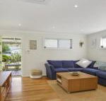 The Shabby Shell fresh  inviting - Holiday Sunshine Coast