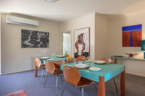 Walling Clifton Gardens Backing Onto Golf Course - Holiday Sunshine Coast 4