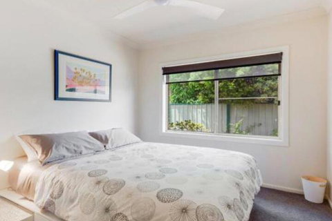 Walling Clifton Gardens Backing Onto Golf Course - Holiday Sunshine Coast 6