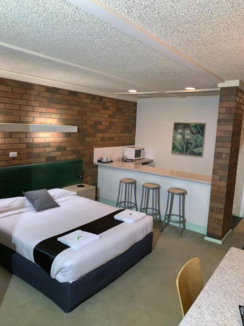 Tatura Country Motel - Holiday Sunshine Coast 2