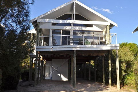 Sheoak Holiday Home - Sunshine Coast Tourism 1