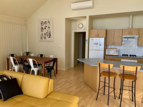Sheoak Holiday Home - Sunshine Coast Tourism 5