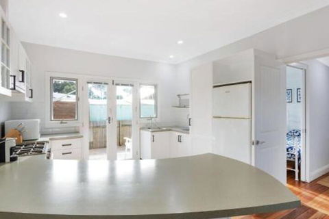 Kesla Beach House - Holiday Sunshine Coast 6
