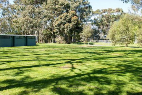 Kalganyi Holiday Park - Holiday Sunshine Coast 4