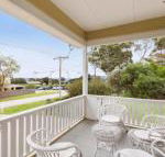 BEACHSIDE GETAWAY DROMANA - Sunshine Coast Tourism