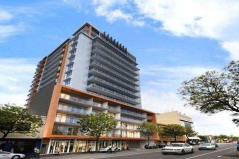 RNR Light Square - Sunshine Coast Tourism 0