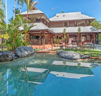 Luxurious Sala Private Beachfront Escape - Sunshine Coast Tourism