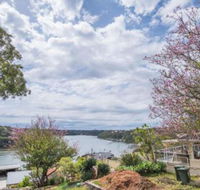 Scenic Illawong Riverside Getaway 1bed1bath Unit - Sunshine Coast Tourism