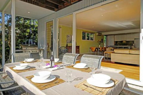 THE BEACH HOUSE - Holiday Sunshine Coast 3