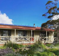Windmill Cottage - Holiday Sunshine Coast