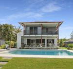 WATERFRONT HOME BORDERING MOOLOOLABA - Sunshine Coast Tourism