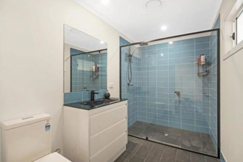 Beach Shack On Towners - Holiday Sunshine Coast 2