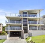 Surf 101 on Cabarita Beach - Holiday Sunshine Coast