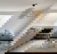 Little Palm Cabins - Sunshine Coast Tourism