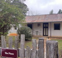 Pines Cottage - Holiday Sunshine Coast