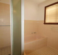 Amzaz 15 Korogora Street - Sunshine Coast Tourism