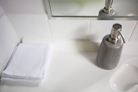 Sweethome2br@highton+parking - Holiday Sunshine Coast 5