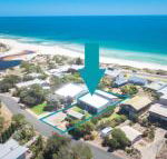 Luxury on Lewis 6 Lewis Road - Sunshine Coast Tourism