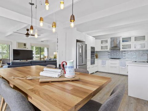BAYSHORE DROMANA - Sunshine Coast Tourism 4