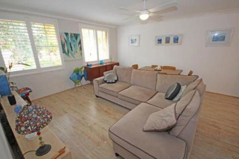 Annies Apartment - Holiday Sunshine Coast 2
