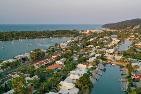 Walk To Hastings Street Noosa Sound - Holiday Sunshine Coast 4