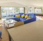 Conley Ave 8 Pet Friendly OUTSIDE Only - Holiday Sunshine Coast