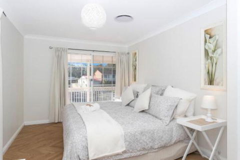 Macleay Street 23 Narrawallee - Holiday Sunshine Coast 4
