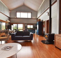 Kelman Cottage tucked away with pool  native wildlife - Sunshine Coast Tourism