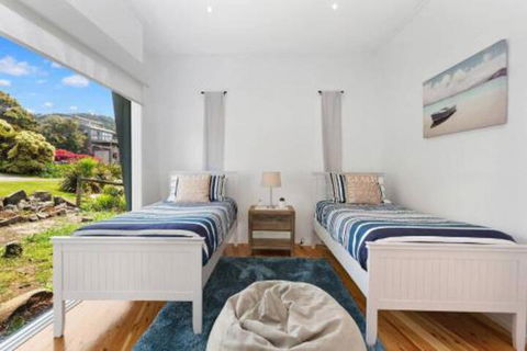 COASTAL HAVEN Panoramic Ocean Views - Sunshine Coast Tourism 5