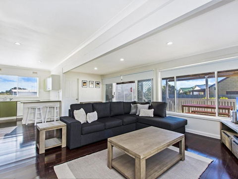Driftwood House - Holiday Sunshine Coast 1