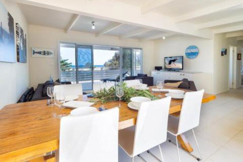 Seaview Getaway - Sunshine Coast Tourism 4