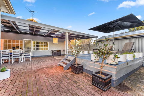 The Jazz B & B - Holiday Sunshine Coast 6