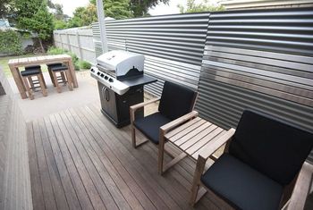 Sea Lounge - Holiday Sunshine Coast 1